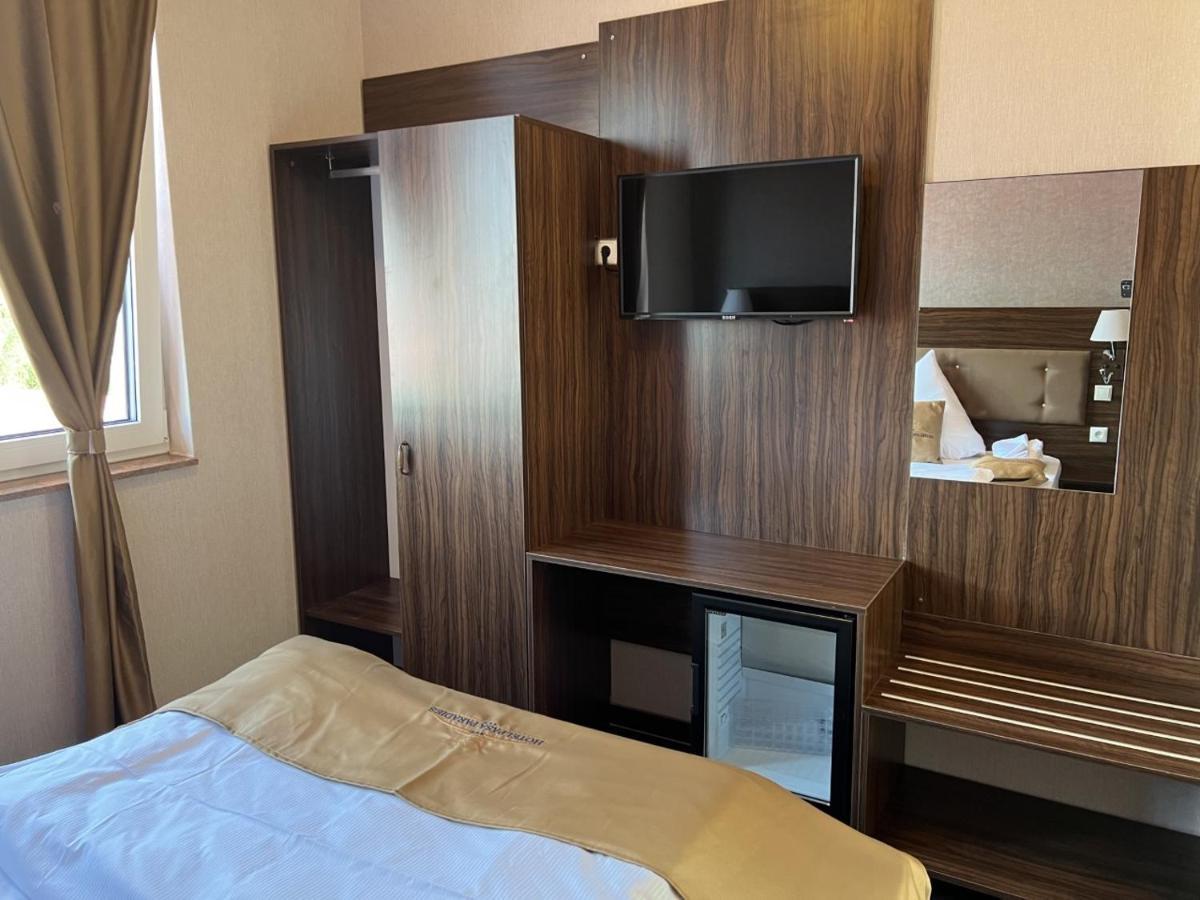 Hotel Pasa Paradies Kostenlose Parkplaetze Hanau Dış mekan fotoğraf