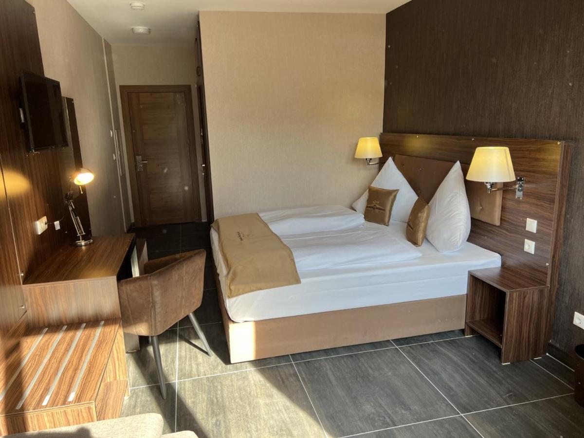 Hotel Pasa Paradies Kostenlose Parkplaetze Hanau Dış mekan fotoğraf
