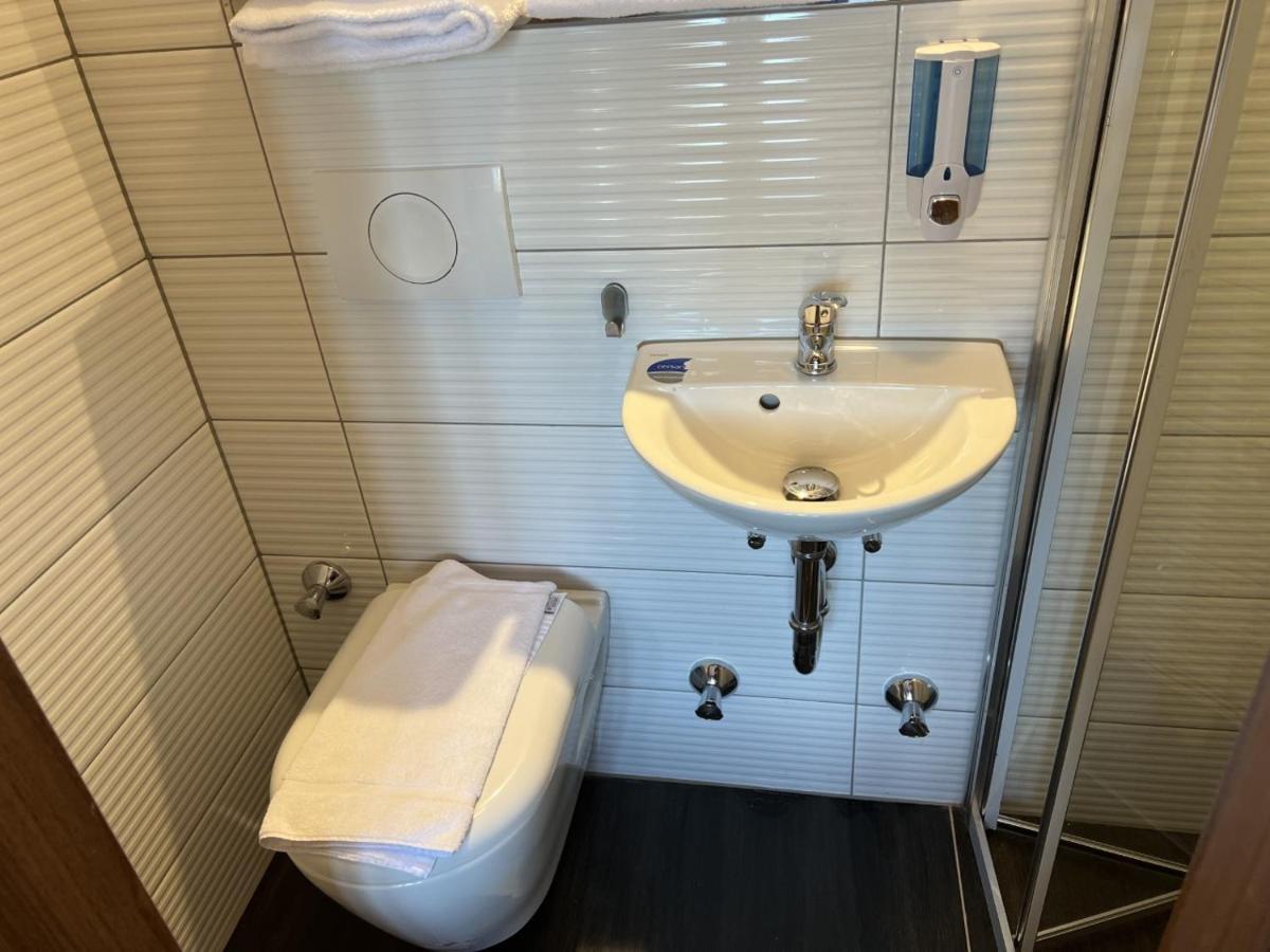 Hotel Pasa Paradies Kostenlose Parkplaetze Hanau Dış mekan fotoğraf